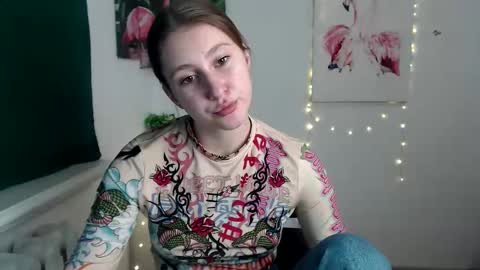 kamilla_love_ online show from 11/01/25, 01:35