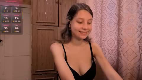 Mari  Simmons online show from 11/19/25, 08:14