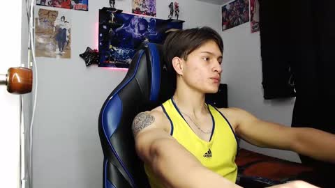 Snapshot of kanekixxxhot chatting on 10/16/25, 01:56 andres online show from 10/16/25, 01:56