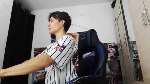 Snapshot of kanekixxxhot chatting on 11/20/25, 01:22 andres online show from 11/20/25, 01:22