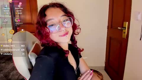 Snapshot of kanela_miller_ chatting on 02/15/25, 09:37 Cami online show from 02/15/25, 09:37