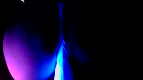 Snapshot of kangslang chatting on 09/24/25, 09:23 KANGKHLOE online show from 09/24/25, 09:23