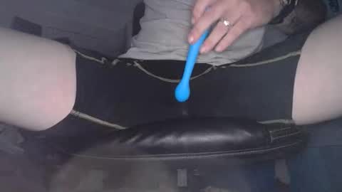 Snapshot of kangslang chatting on 10/19/25, 07:31 KANGKHLOE online show from 10/19/25, 07:31