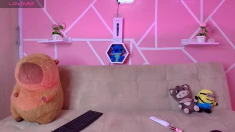 Snapshot of kaoriille chatting on 10/28/25, 10:34 kaoriille online show from 10/28/25, 10:34