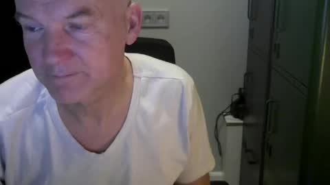 Robbie online show from 02/02/25, 05:42