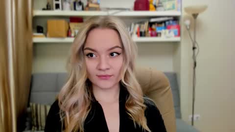 Kara. Off from 15th till 24th of December online show from 11/02/25, 11:40