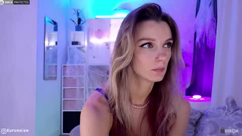 Julia online show from 11/01/25, 12:12