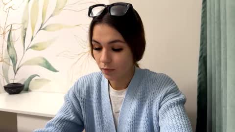 Snapshot of kareentrueax chatting on 10/15/25, 06:19 kareentrueax online show from 10/15/25, 06:19