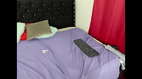 karen_josy online show from 09/09/25, 01:27