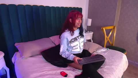 Karina online show from 01/31/25, 09:48