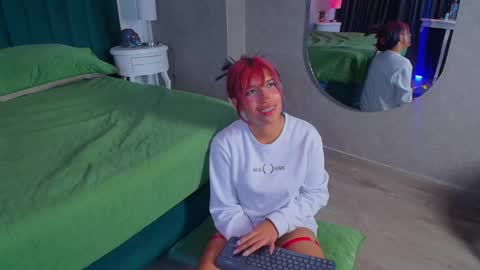 Karina online show from 02/05/25, 06:13