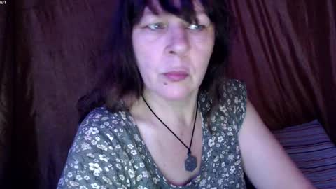 Snapshot of karina_ren chatting on 10/21/25, 05:08 Karina online show from 10/21/25, 05:08