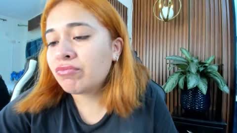 karinasanchezz online show from 10/13/25, 12:32