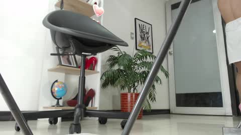 Karin online show from 02/05/25, 05:30