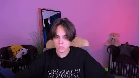 Snapshot of karl_mans chatting on 10/14/25, 05:52 Karl online show from 10/14/25, 05:52