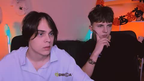 Snapshot of karl_mans chatting on 10/26/25, 07:42 Karl online show from 10/26/25, 07:42