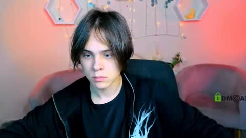 Snapshot of karl_mans chatting on 11/15/25, 09:50 Karl online show from 11/15/25, 09:50