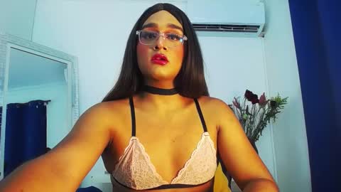 Snapshot of karla_dior chatting on 02/12/25, 05:26 DIOR online show from 02/12/25, 05:26