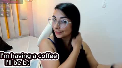 Snapshot of karla_hernandez chatting on 01/15/25, 11:00 Karla online show from 01/15/25, 11:00
