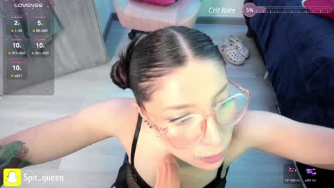 Snapshot of karla_honey_ chatting on 02/03/25, 08:35 Karla online show from 02/03/25, 08:35