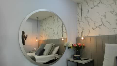 karlla_brown online show from 10/14/25, 12:28