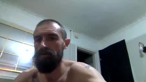 Snapshot of karlosh2k7 chatting on 01/13/25, 04:07 karlh online show from 01/13/25, 04:07