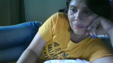 Snapshot of karol_gill chatting on 02/18/25, 10:14 Karol online show from 02/18/25, 10:14