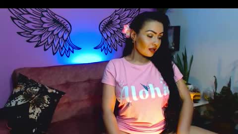 Snapshot of karol_kennedy chatting on 10/14/25, 06:47 Karol Kenedy online show from 10/14/25, 06:47