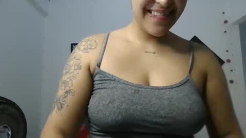 Snapshot of karol_naughty chatting on 12/26/24, 11:21 online show from 12/26/24, 11:21