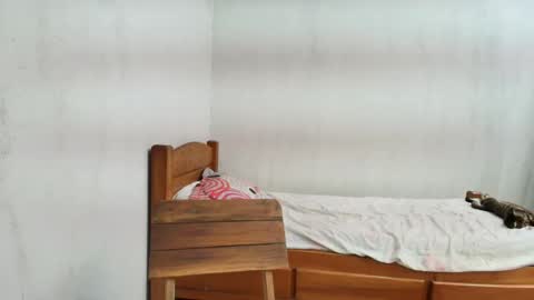 Snapshot of karol_naughty chatting on 02/20/25, 12:57 online show from 02/20/25, 12:57