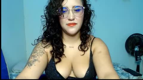 Snapshot of karol_naughty chatting on 09/09/25, 08:47 online show from 09/09/25, 08:47