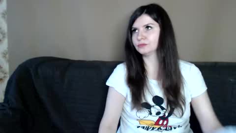 Snapshot of karolina_lin chatting on 10/16/25, 02:56 karolina_lin online show from 10/16/25, 02:56