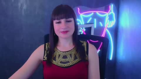 Snapshot of karolina_mia chatting on 12/05/24, 09:39 Caroline online show from 12/05/24, 09:39