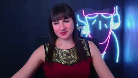 Snapshot of karolina_mia chatting on 12/10/24, 01:00 Caroline online show from 12/10/24, 01:00