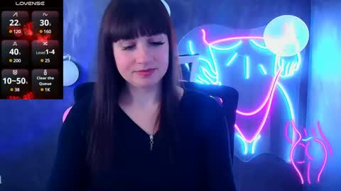 Snapshot of karolina_mia chatting on 03/03/25, 09:44 Caroline online show from 03/03/25, 09:44