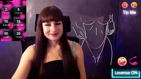 Snapshot of karolina_mia chatting on 10/03/25, 07:27 Caroline online show from 10/03/25, 07:27