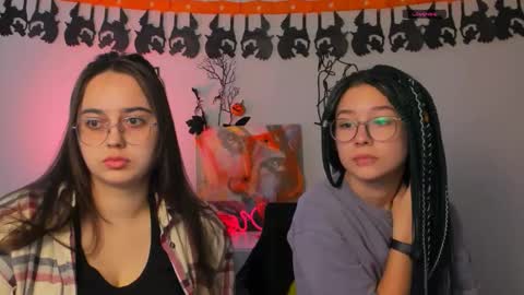 Snapshot of karolina_vendi chatting on 10/31/25, 09:32 karolina_vendi online show from 10/31/25, 09:32