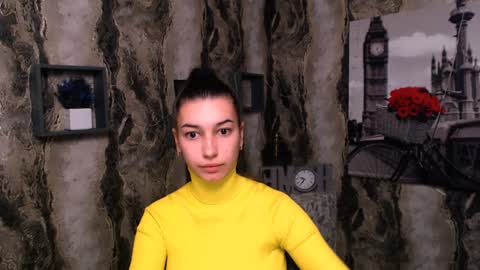 Karolina online show from 12/25/24, 07:34