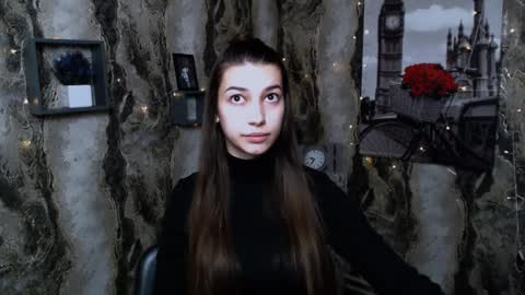 Karolina online show from 12/29/24, 07:06