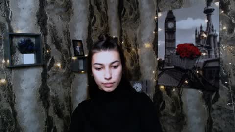 Karolina online show from 12/29/24, 10:12