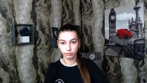 Karolina online show from 12/30/24, 03:47