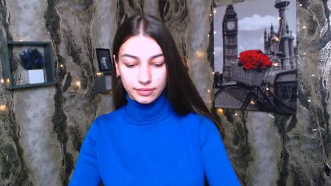 Karolina online show from 01/10/25, 07:35