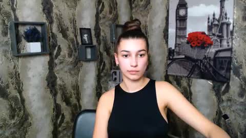 Karolina online show from 02/10/25, 12:50