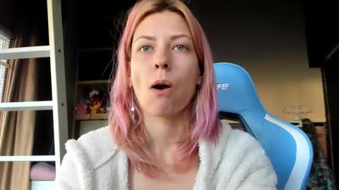 karoline121 online show from 10/29/25, 09:11