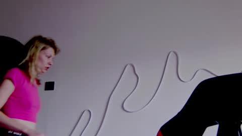 karoline121 online show from 11/05/25, 09:53