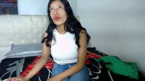 Snapshot of karoline_66 chatting on 12/06/24, 04:47 Karoline 66 online show from 12/06/24, 04:47