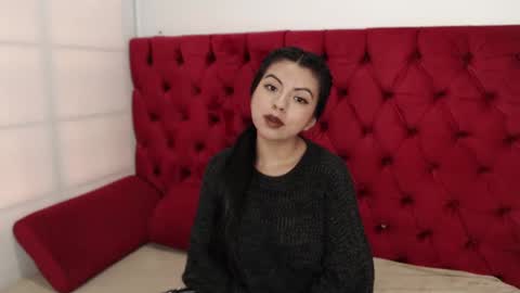 Snapshot of karolineburnx chatting on 01/14/25, 02:22 Isa online show from 01/14/25, 02:22