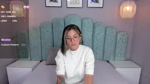 Snapshot of karoll_santos chatting on 02/06/25, 07:02 Karol Santos online show from 02/06/25, 07:02