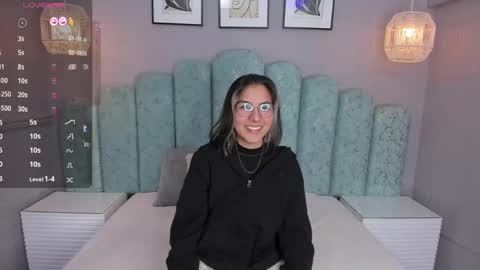 Snapshot of karoll_santos chatting on 03/06/25, 03:57 Karol Santos online show from 03/06/25, 03:57