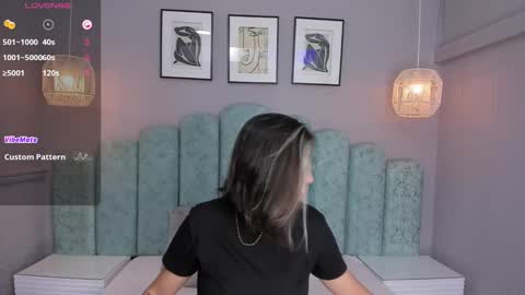 Snapshot of karoll_santos chatting on 03/11/25, 03:48 Karol Santos online show from 03/11/25, 03:48